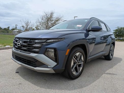 Used 2025 Hyundai Tucson SEL FWD image 9