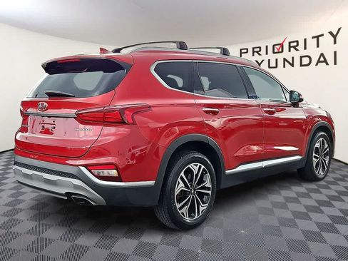 Used 2019 Hyundai Santa Fe AWD w/ Cargo Package image 4