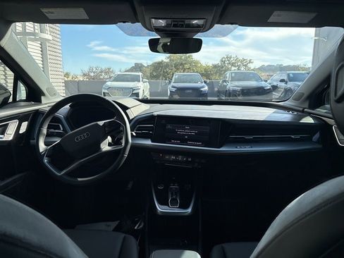 Used 2023 Audi Q4 e-tron Premium Plus w/ Premium Plus image 19