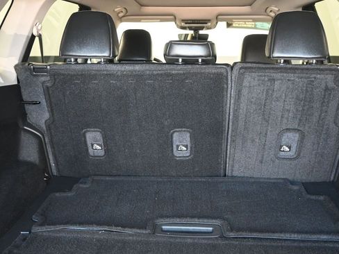 Used 2023 Nissan Rogue SL w/ SL Premium Package image 18