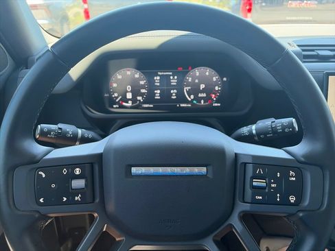 Used 2025 Land Rover Defender 110 S AWD/4WD image 20