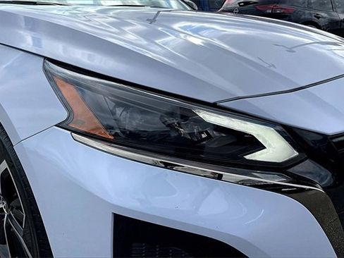 Certified 2024 Nissan Altima 2.5 SR image 30