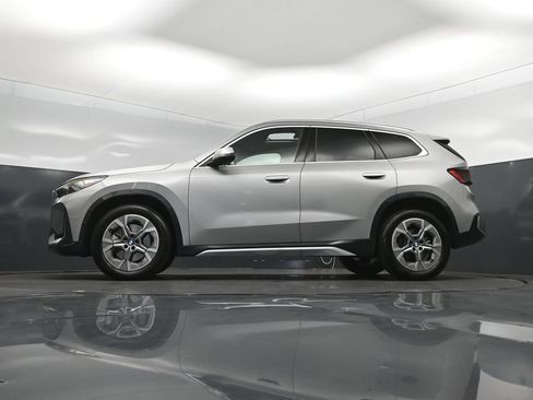 Certified 2025 BMW X1 xDrive28i AWD/4WD image 39