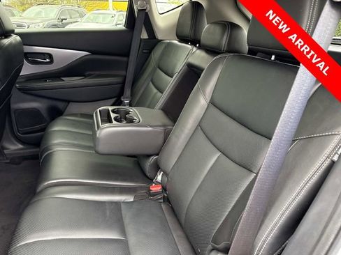 Used 2019 Nissan Murano SL image 16