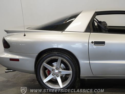 Used 1997 Pontiac Firebird Formula w/ Opt Pkg RWD image 33