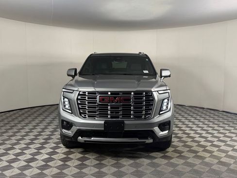 Used 2025 GMC Yukon Denali image 11