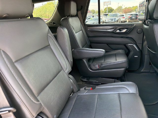 Used 2021 GMC Yukon Denali w/ Denali Premium Package AWD/4WD image 27