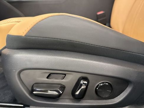 New 2025 Lexus ES 350 Ultra Luxury image 21