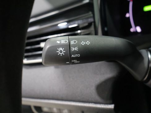 Used 2025 Toyota Camry LE image 36