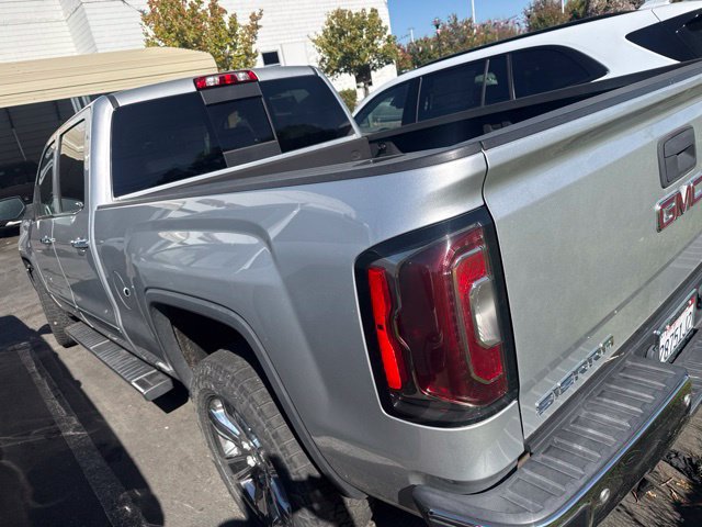 Used 2017 GMC Sierra 1500 SLT AWD/4WD image 2