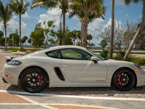 Used 2025 Porsche 718 Cayman GTS RWD image 4