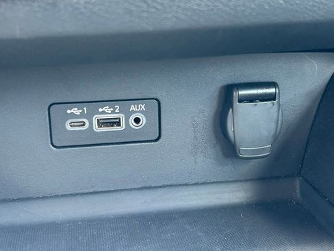 Used 2025 Nissan Altima 2.5 SV FWD image 26