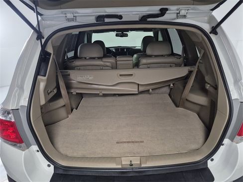 Used 2012 Toyota Highlander Limited image 15
