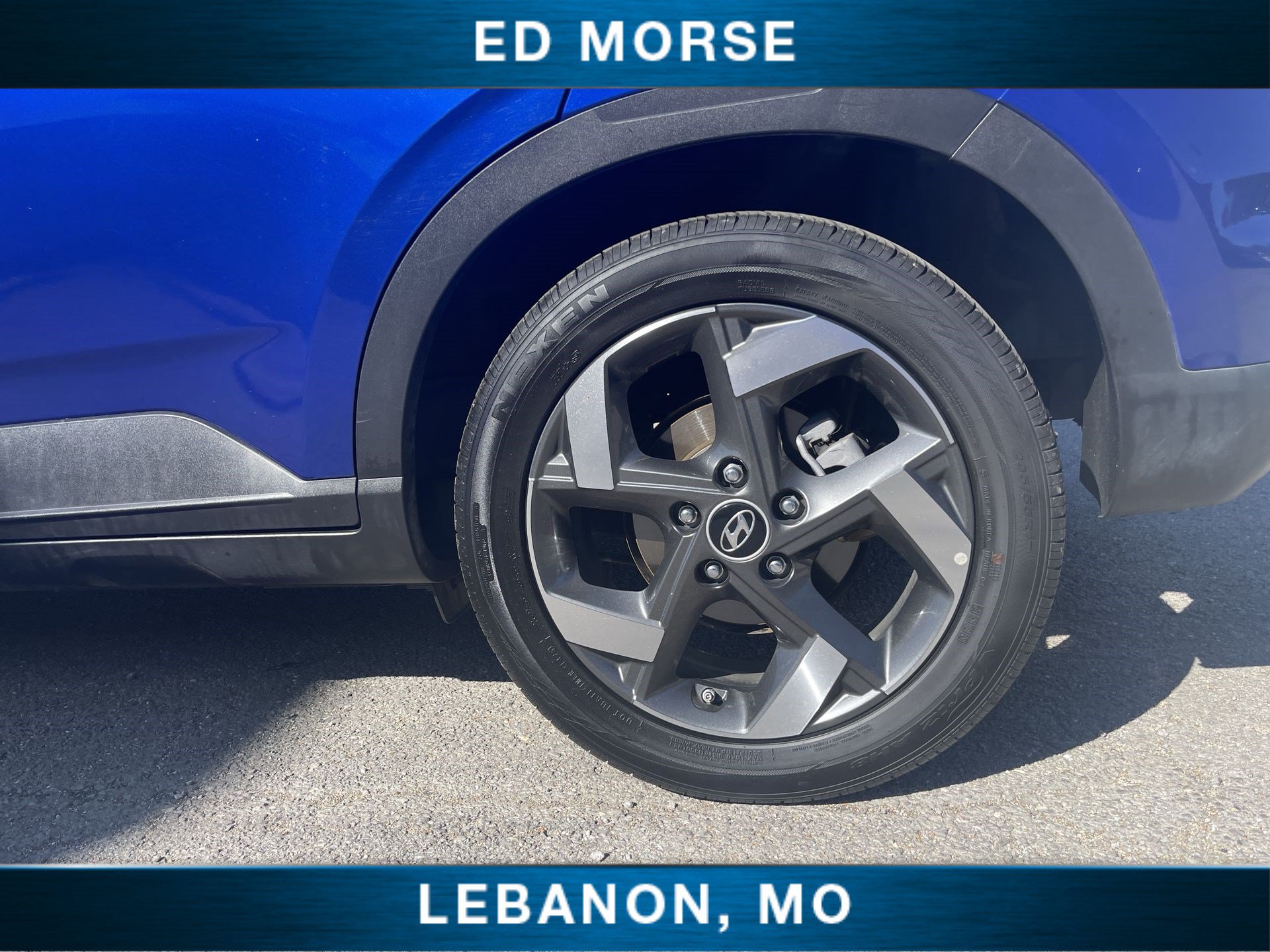 Used 2025 Hyundai Venue SEL FWD image 31
