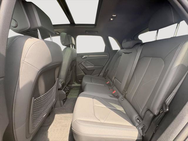 Certified 2025 Audi Q3 2.0T Premium AWD/4WD image 21