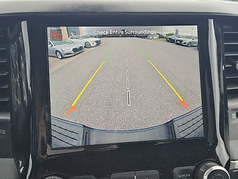 Used 2022 RAM 3500 Big Horn w/ Level A Equipment Group AWD/4WD image 9