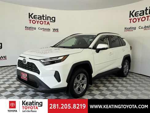 Certified 2025 Toyota RAV4 XLE AWD/4WD image 10