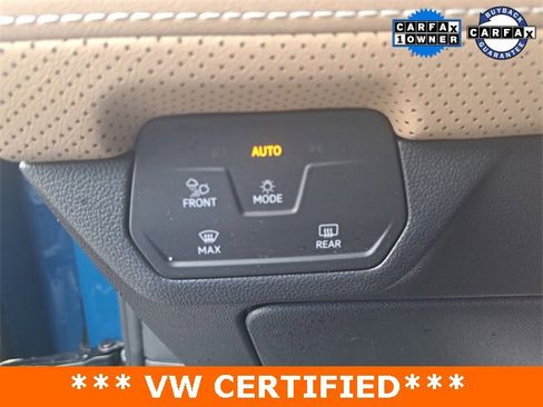 Used 2025 Volkswagen Atlas Cross Sport SE image 12