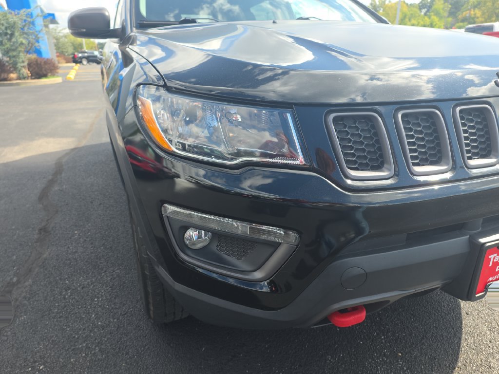 Used 2021 Jeep Compass Trailhawk AWD/4WD image 12