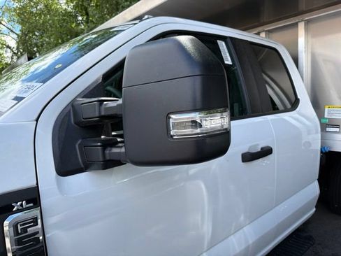New 2026 Ford F550 4x4 Supercab Super Duty image 5