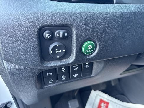 Used 2024 Honda Ridgeline Black Edition image 17