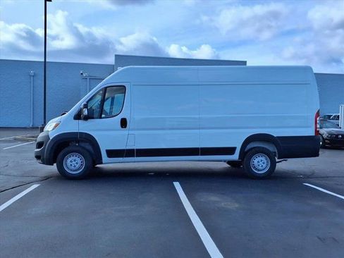 New 2026 RAM ProMaster 3500 w/ Safety Group FWD image 15