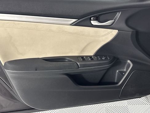 Used 2017 Honda Civic EX-T image 28