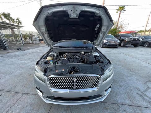 Used 2017 Lincoln MKZ Reserve FWD image 12