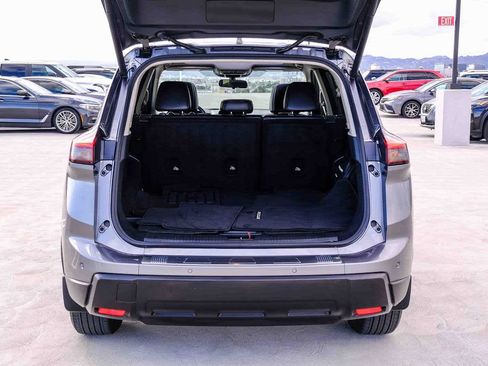 Used 2024 Nissan Rogue SV w/ SV Premium Package FWD image 27