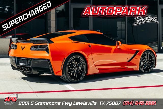 Used 2019 Chevrolet Corvette Stingray Coupe w/ Carbon Flash Badge Package RWD image 1