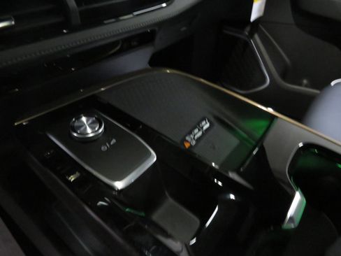 New 2026 Buick Enclave Avenir image 14