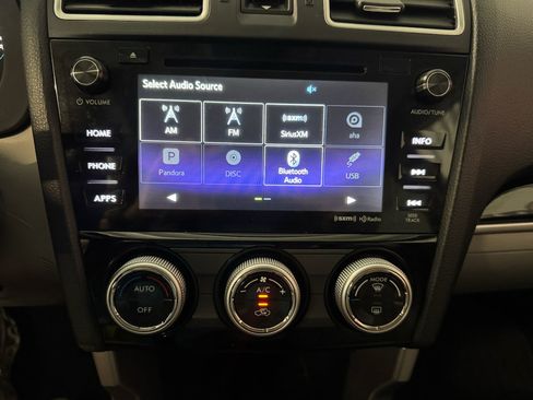 Used 2017 Subaru Forester 2.5i Limited AWD/4WD image 27