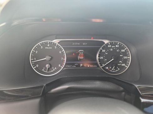 Used 2025 Nissan Pathfinder SV AWD/4WD image 20