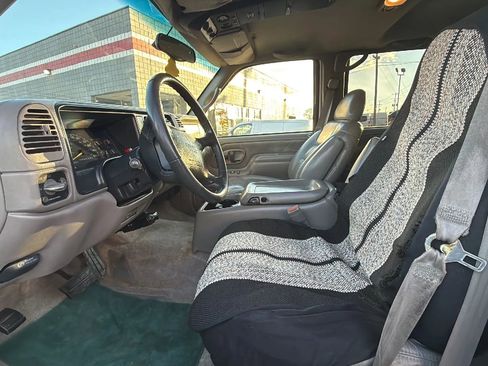 Used 1997 GMC Suburban 2500 w/ Marketing Opt Pkg 3 AWD/4WD image 10