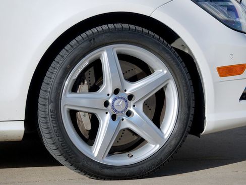 Used 2014 Mercedes-Benz CLS 550 4MATIC image 29