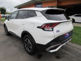 Used 2024 Kia Sportage LX image 3