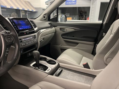 Used 2017 Honda Pilot EX-L image 13