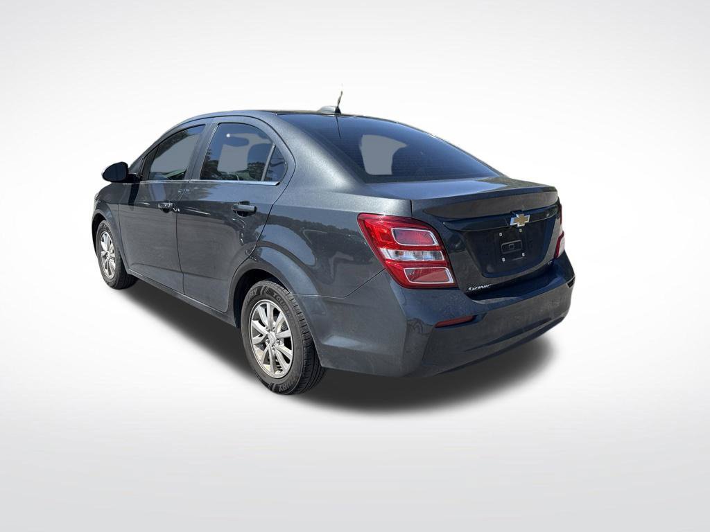 Used 2019 Chevrolet Sonic LT w/ Convenience Package FWD image 4