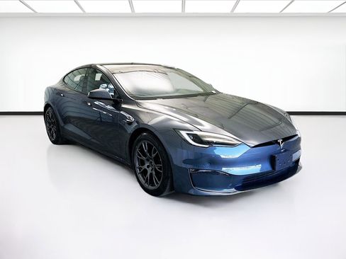 Used 2022 Tesla Model S image 3
