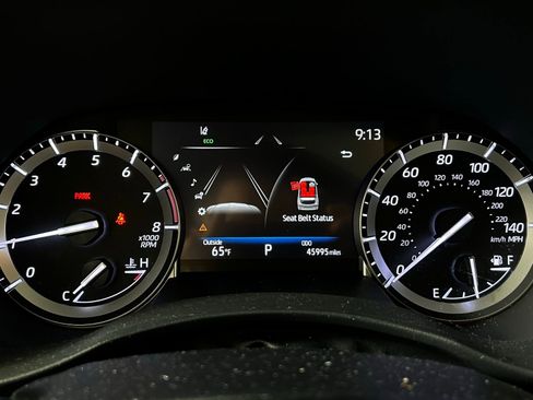 Certified 2022 Toyota Highlander XLE image 10