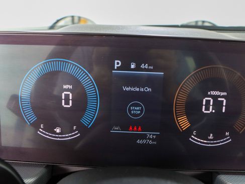 Used 2025 Hyundai Sonata SEL FWD image 15