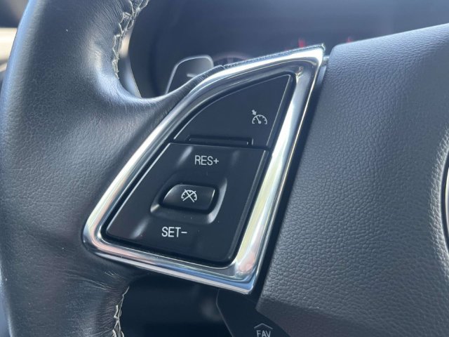Used 2023 Chevrolet Camaro LT RWD image 24