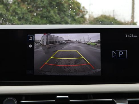 Used 2025 Hyundai Tucson SEL image 17