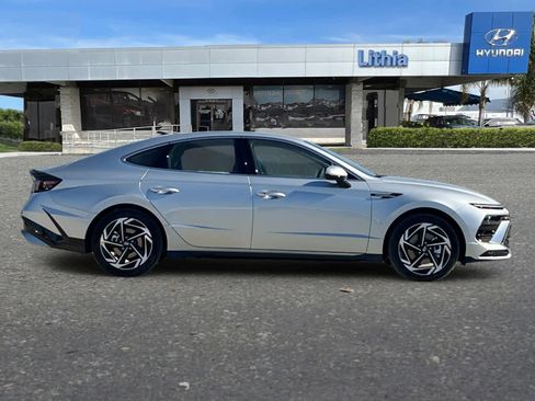New 2026 Hyundai Sonata SEL image 9