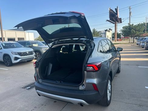 Used 2025 Ford Escape Active FWD image 22