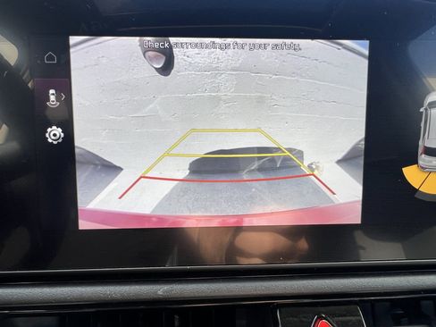 Certified 2023 Kia Niro EX Touring image 35