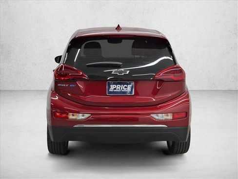 Used 2020 Chevrolet Bolt LT FWD image 7