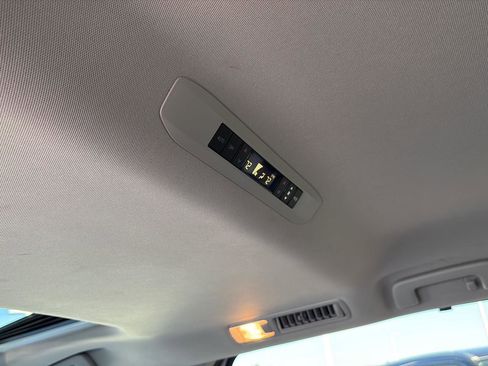 Used 2023 Toyota Sienna XLE image 26