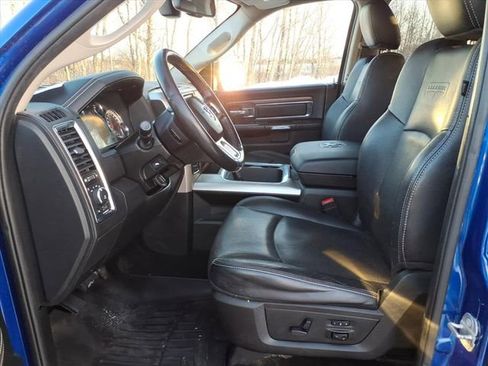 Used 2017 RAM 1500 Laramie w/ Convenience Group image 12