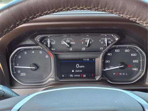 Used 2022 GMC Sierra 1500 SLT w/ SLT Premium Package AWD/4WD image 15